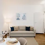 Poloni Appartement *